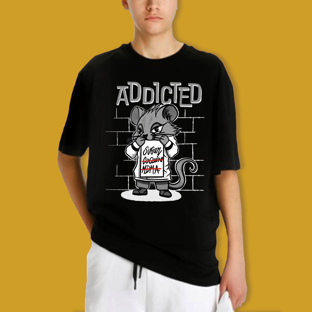 T-shirt preta "Addicted" unissexo 190g, algodão, decote redondo