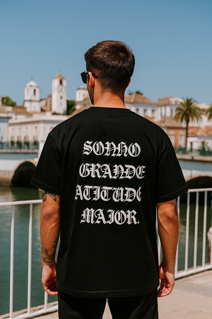 T-shirt oversize preta , "sonho grande, atitude maior", algodão, 200g