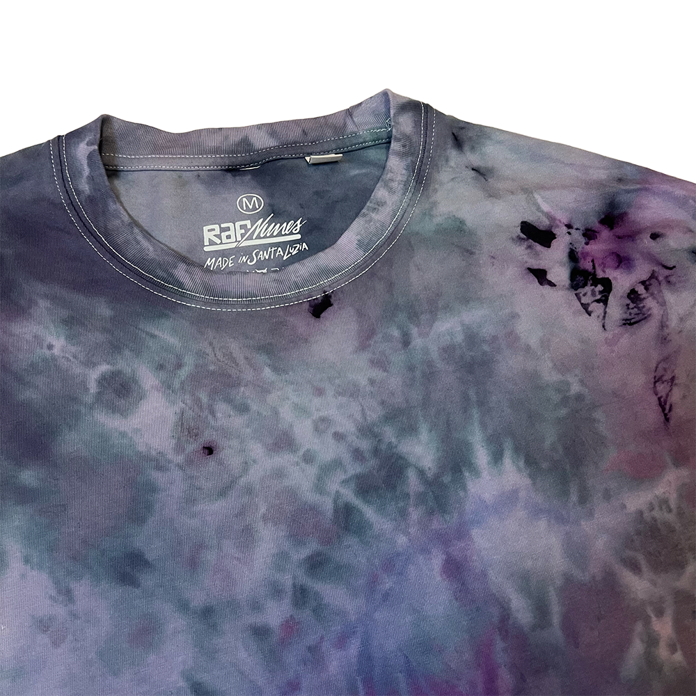 "Virus" , t-shirt oversize, tamanho M, produto único