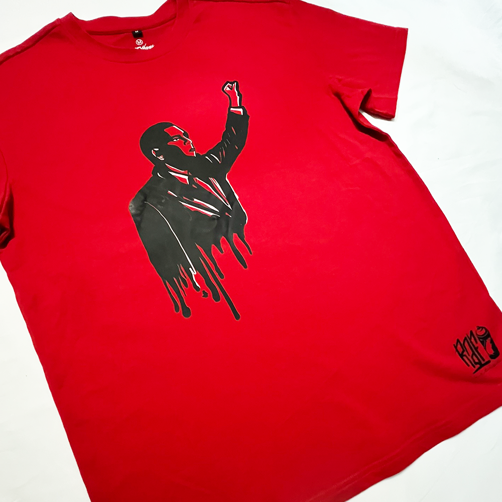 T-shirt oversize vermelha , "A Resistência", algodão, 200g