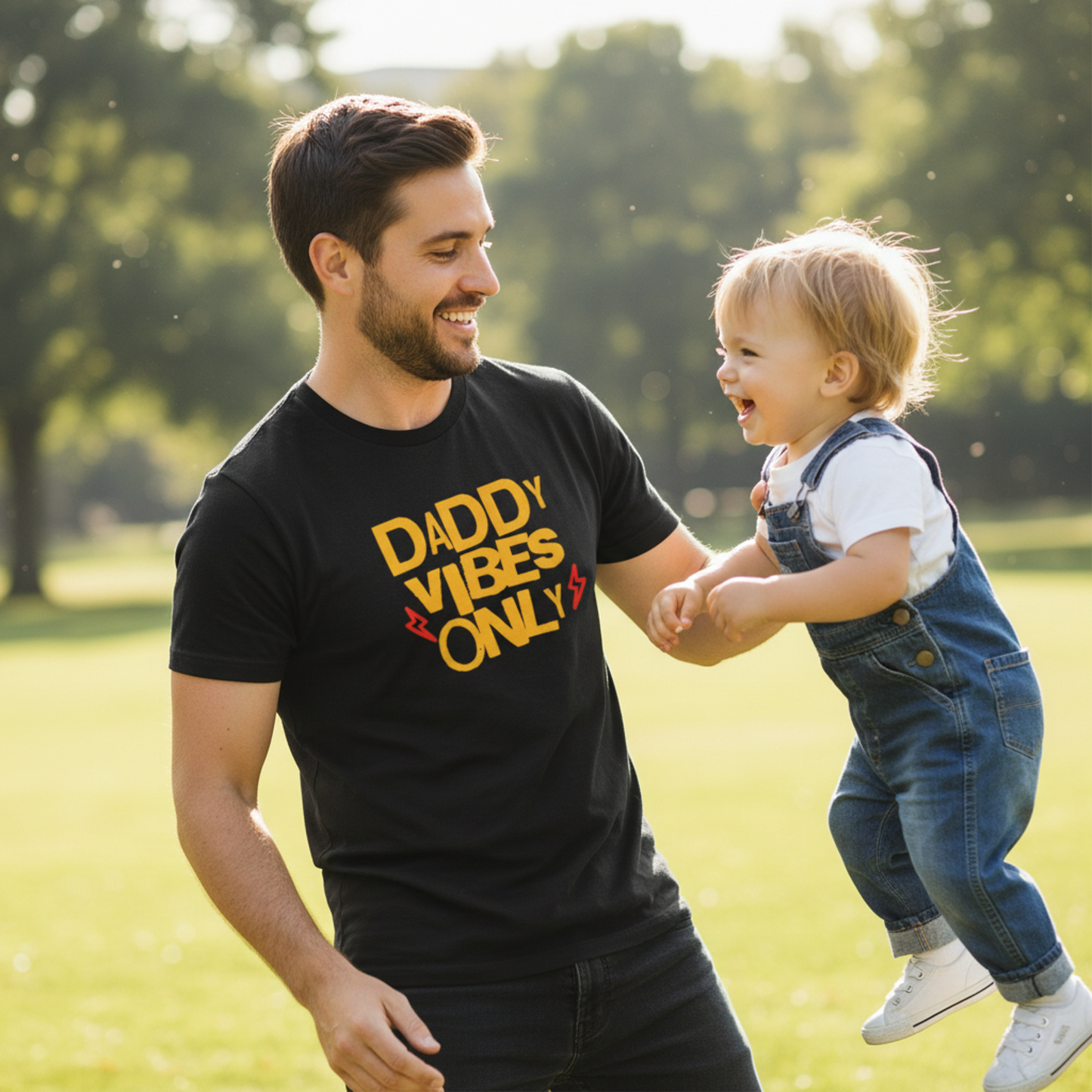 T-shirtpreta "daddy vibes only" unissexo 190g, algodão, decote redondo