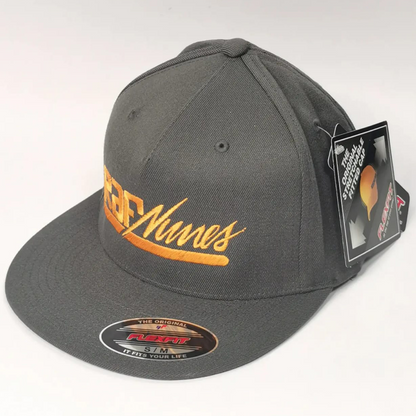 Snapback cap with no back adjustment, gray and gold embroidery, size S/L 